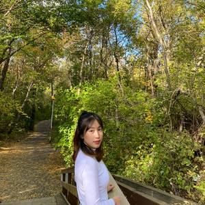 Meet your Posher, Chloe